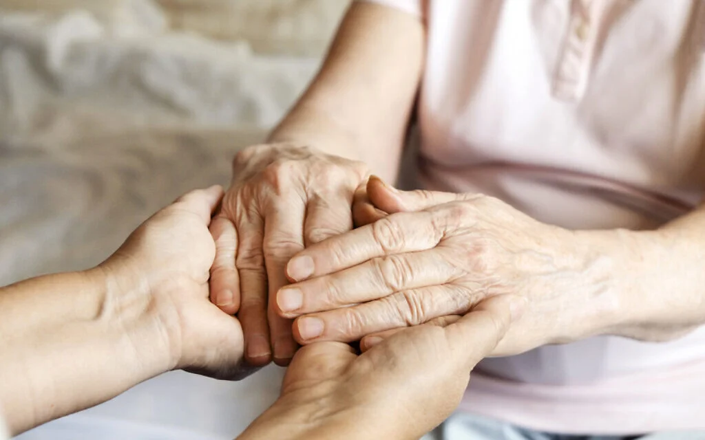 Domiciliary Care | DK Caring Service